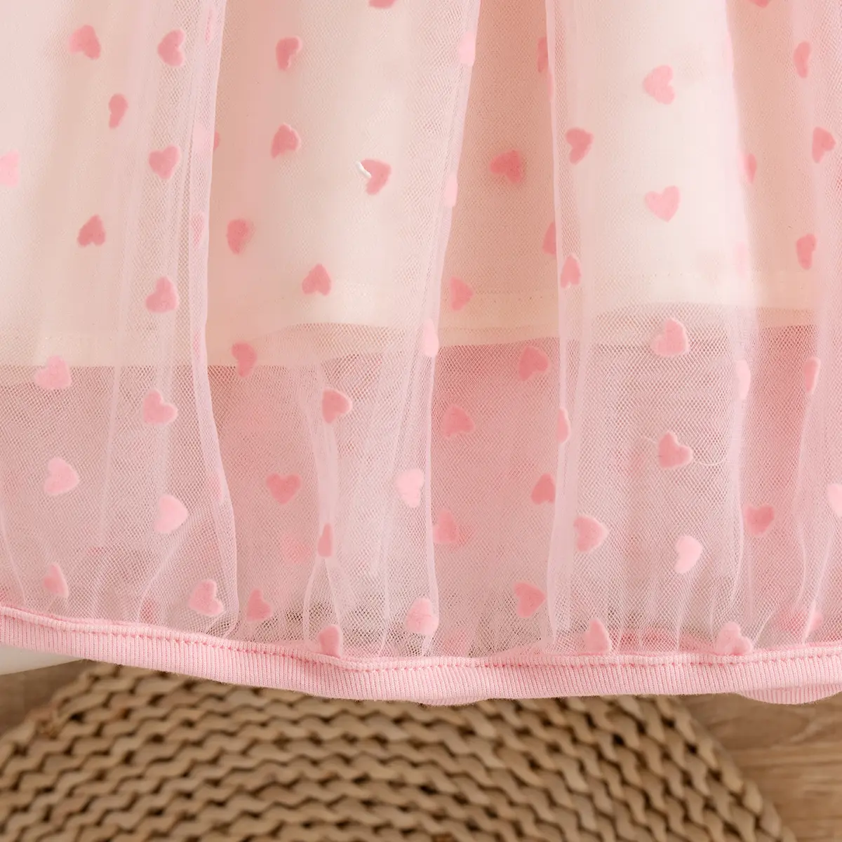 Baby Girl Dresses Summer New Flying Sleeve Love Embroidered Mesh Girl Dress Sweet Bow Round Neck Baby Clothing