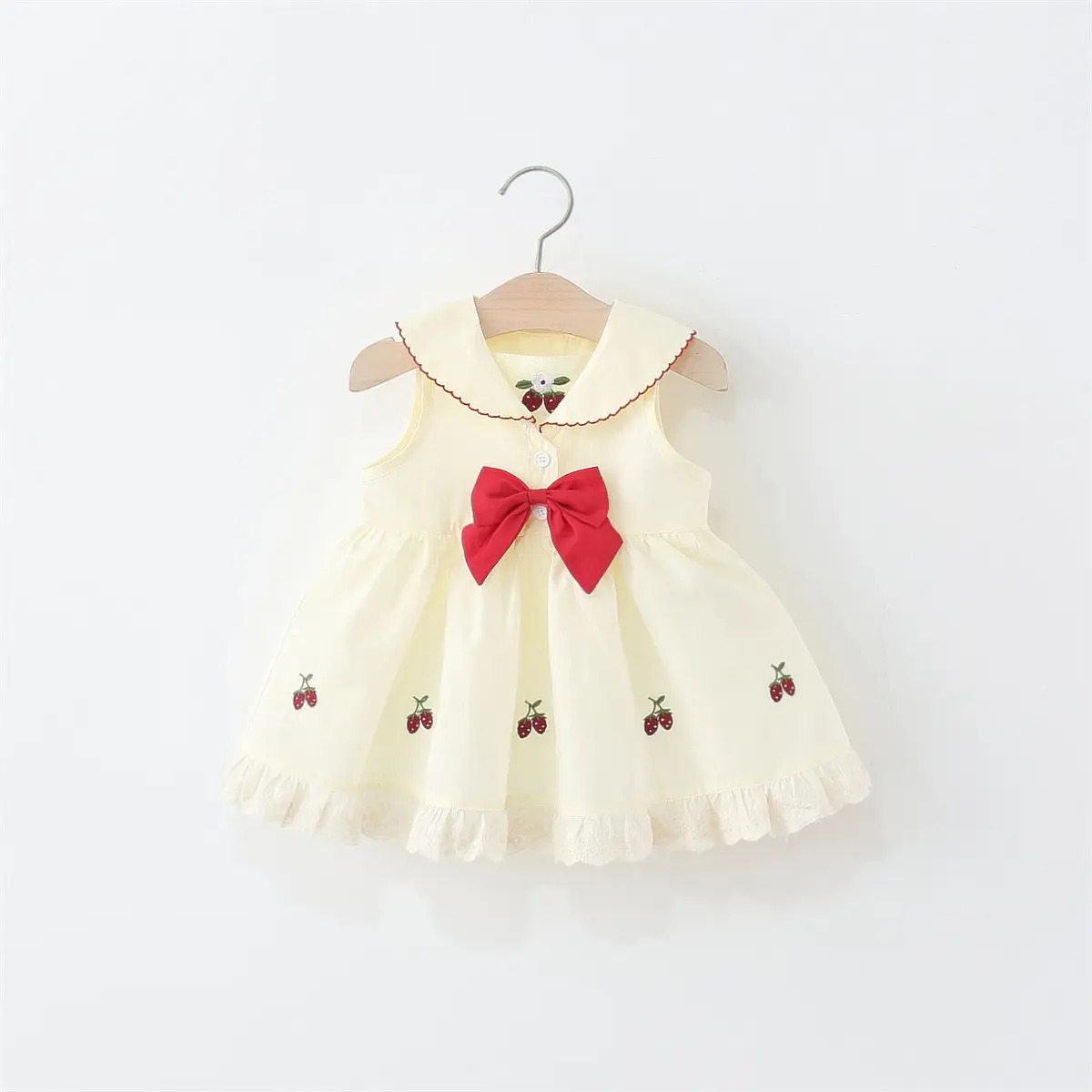 Girls Dress Summer New Sleeveless Girl Clothing Solid Color Strawberry Embroidery Square Neck Bow Baby Dresses