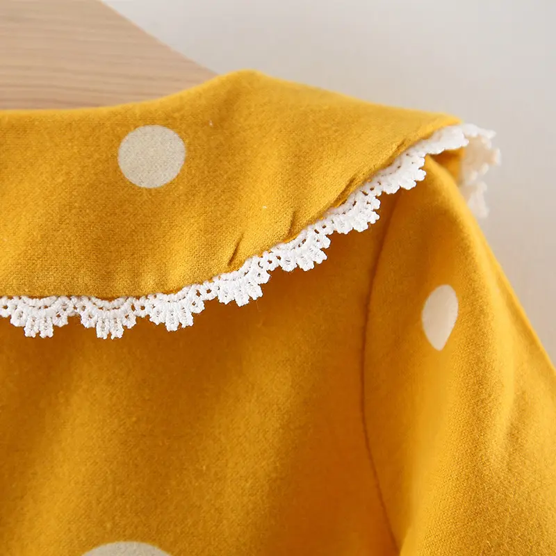 Spring and Autumn Baby Girl Clothes Baby Girl Fashion Doll Collar Long Sleeve Top Bow Polka Dot Printed Bottom Shirt