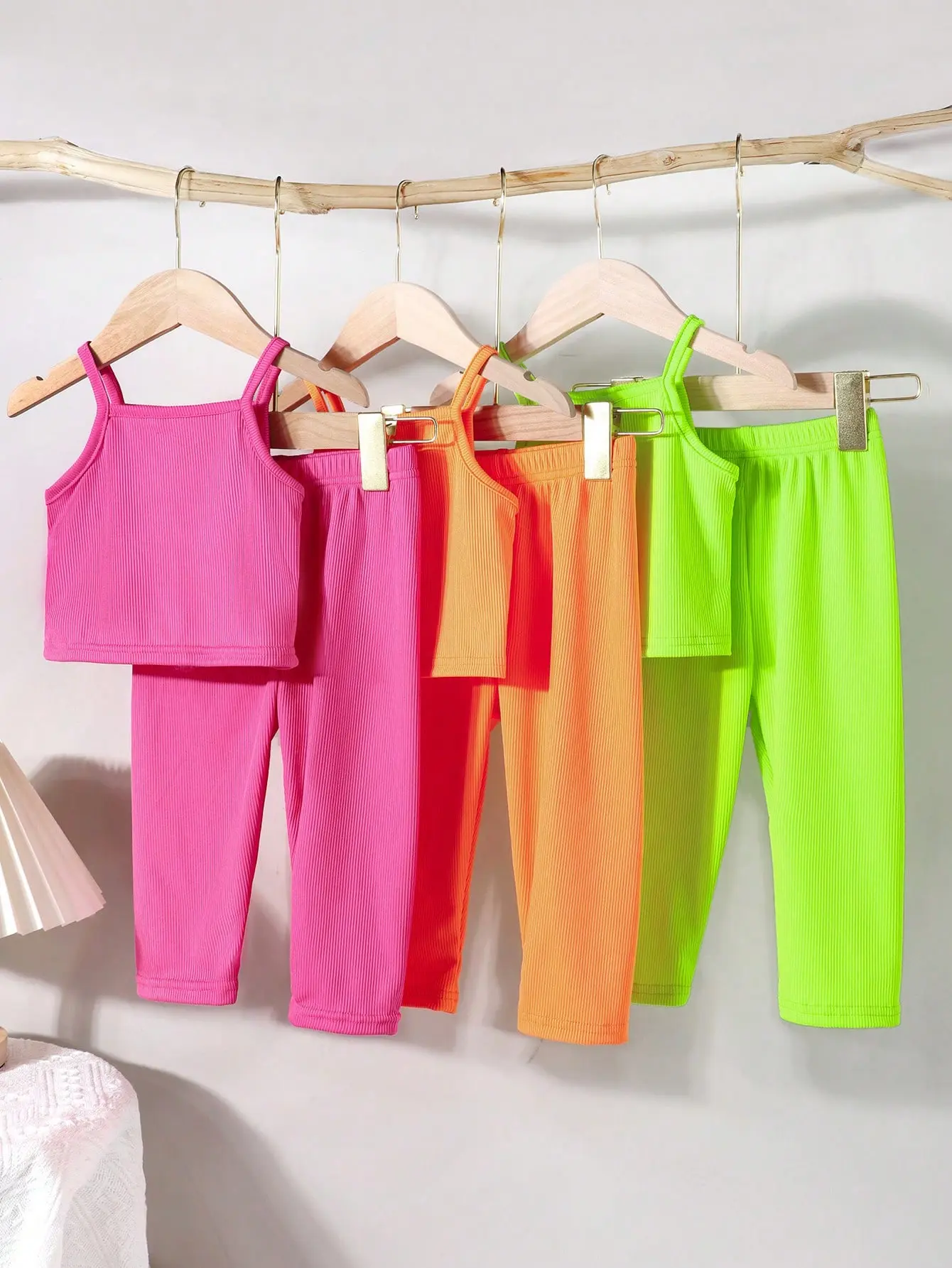 Summer Baby Girl Dopamine Halter 3 Set For Girls: A Summer Candy-Colored Halter Top And Long Pants Set For Girls