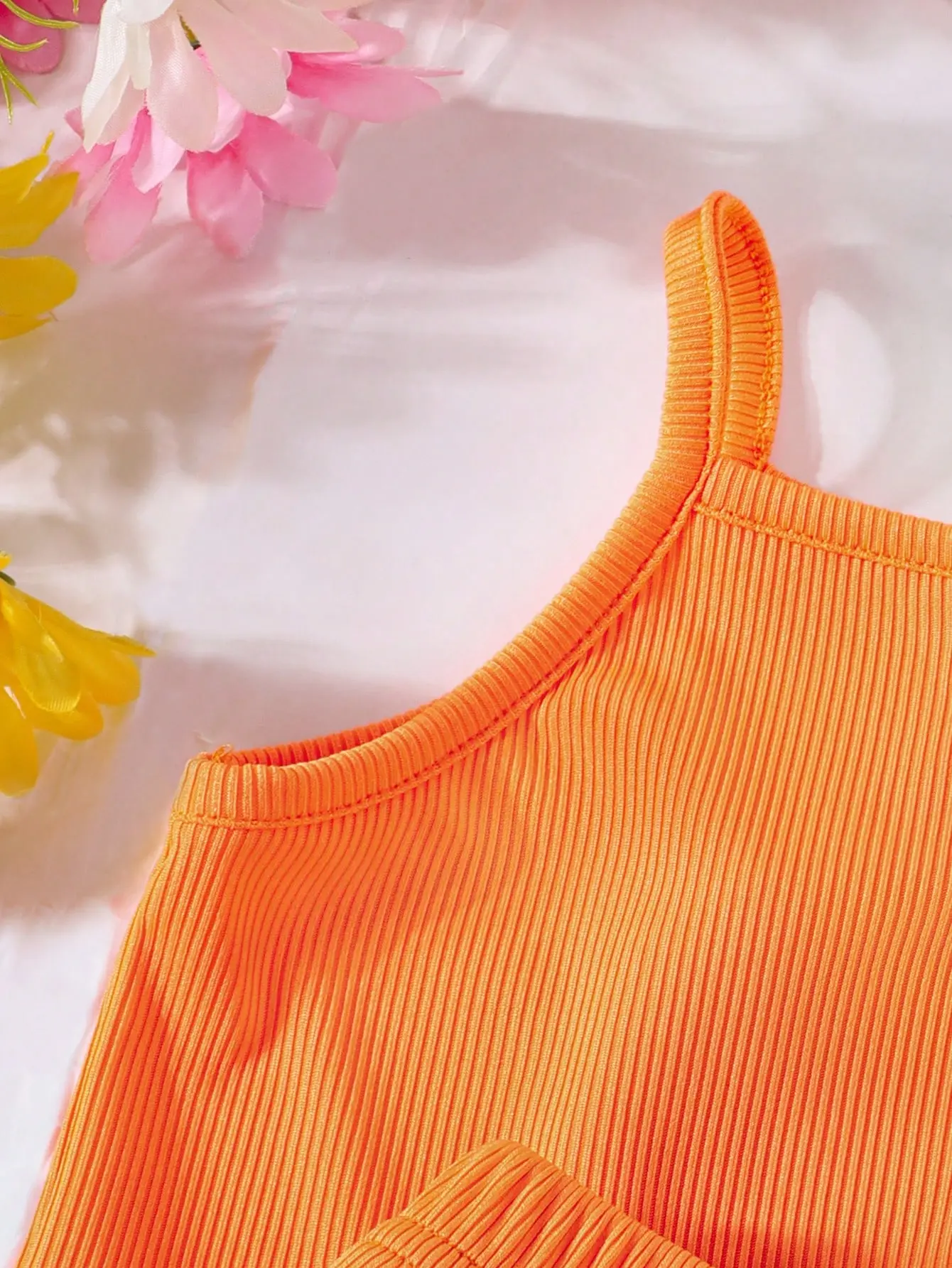 Summer Baby Girl Dopamine Halter 3 Set For Girls: A Summer Candy-Colored Halter Top And Long Pants Set For Girls