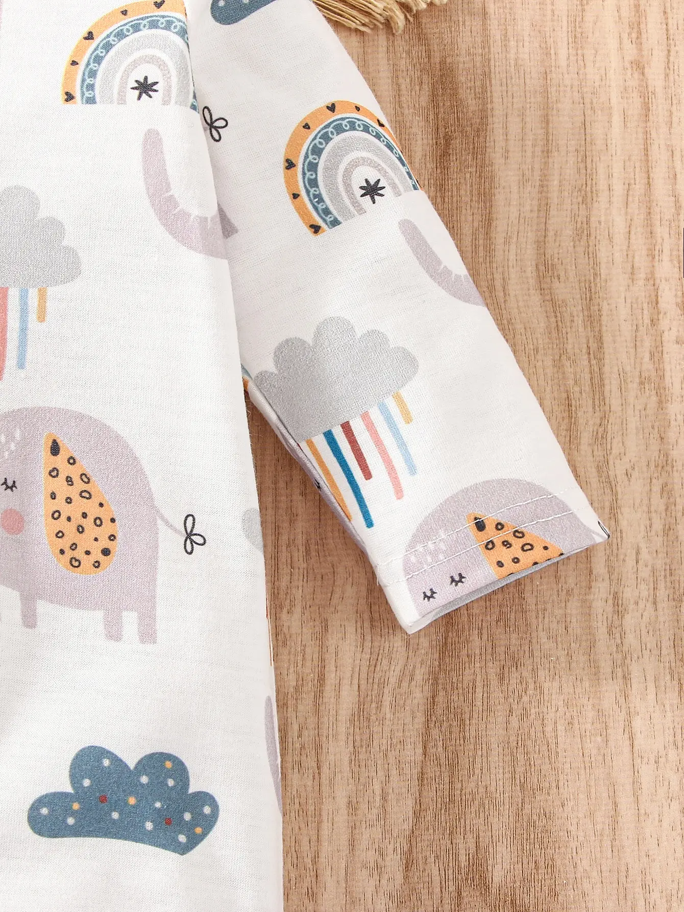 In Autumn Newborn Baby Girls Are Cute And Charming Wearing Rainbow Elephant Casual And Soft One-Piece Suits For Baby Boys
