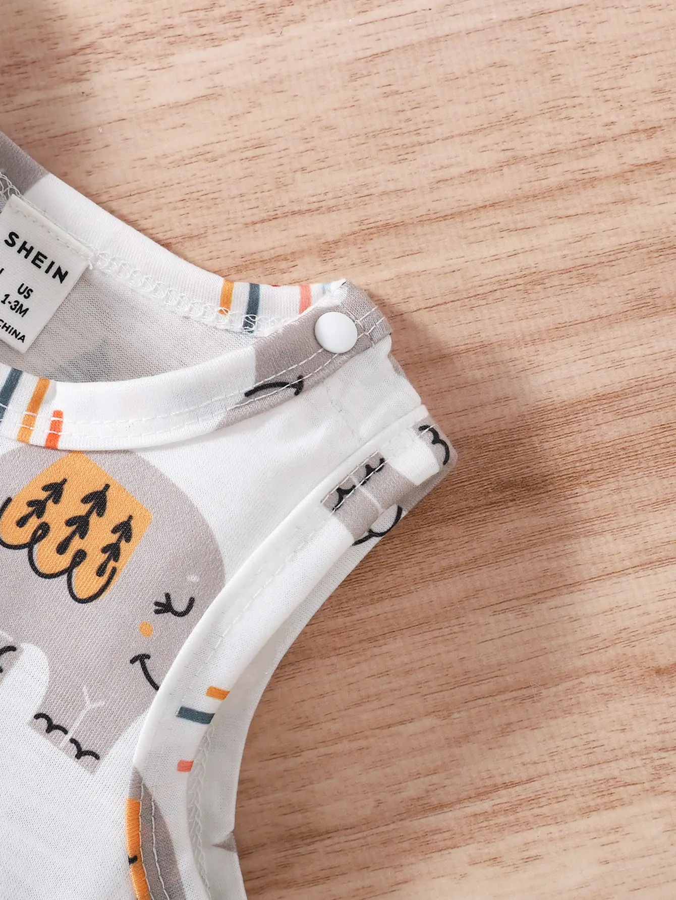 The New Summer Baby Girl's Casual And Cute Little Elephant Rainbow One-Piece Climbing Suit Is Comfortable And Soft