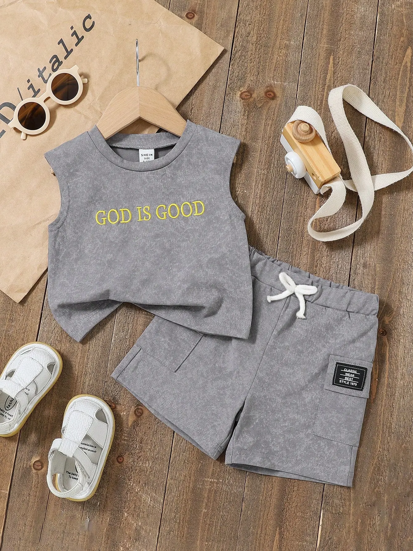 Summer New Baby Boy Vest Letter Top + Workwear Pocket Shorts 2-Piece Outdoor Sports And Casual Set