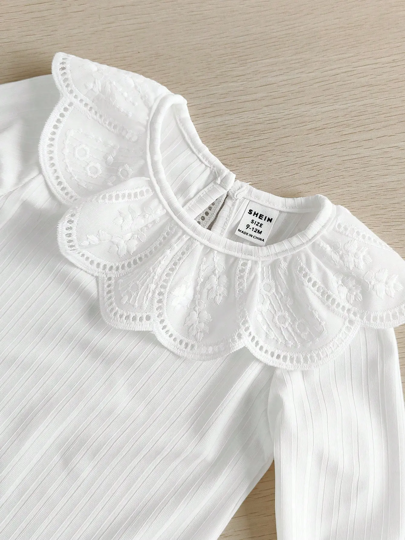 Spring New Simple Comfortable Casual Lace Collar Round Collar Long Sleeve Triangle Clothes Pit Strip Cute Baby Clothes
