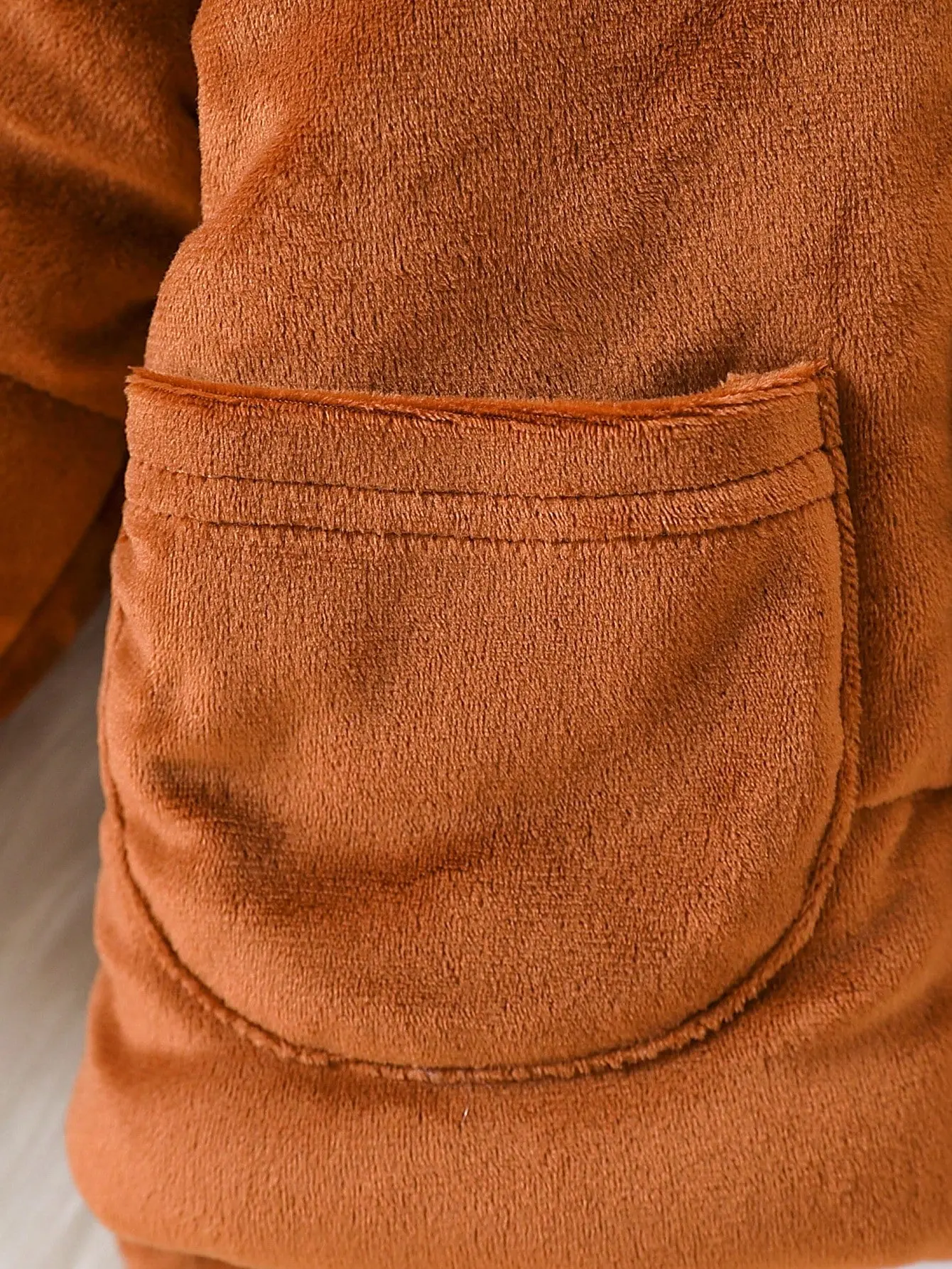 For Baby Boys In Autumn And Winter Brown Cotton-Padded Clothes With Fleece Clips Create A Cute And Soft Look