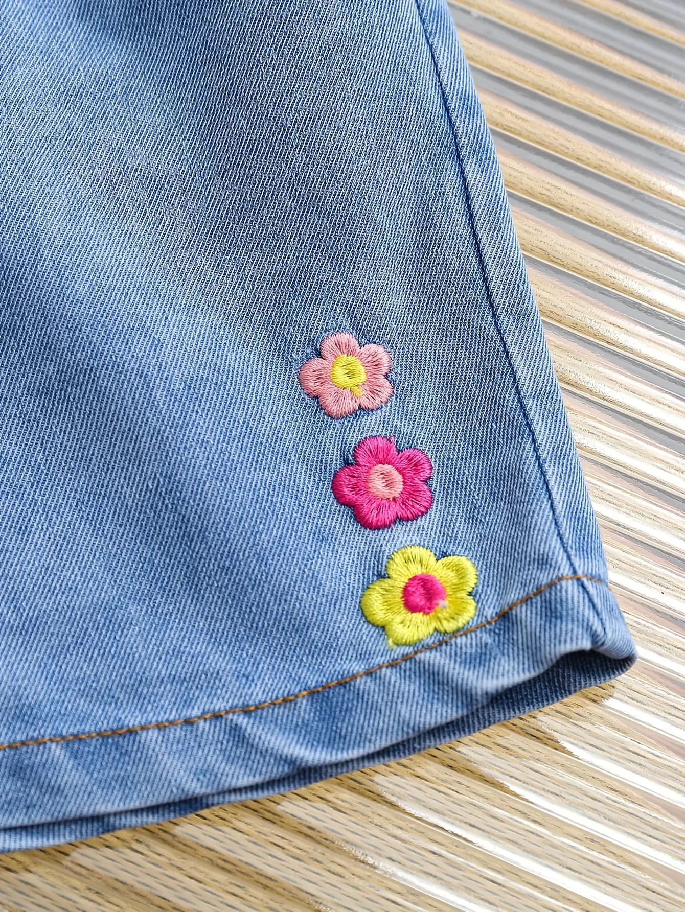 Three-Piece Embroidered Summer Sweet And Cute Casual Shorts For Girls Street Fashion And Simple Denim Shorts