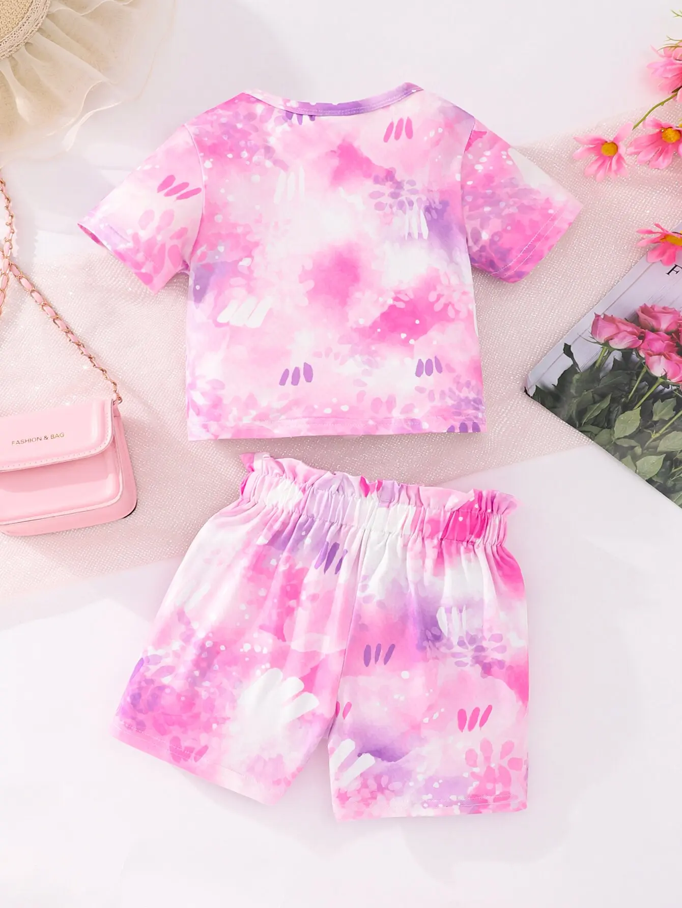 Two Sets Of Cute Girl Round Neck T-Shirt Short Sleeve Suit Summer Girls Casual Sports Shorts 2 Sets Summer Children Two Sets