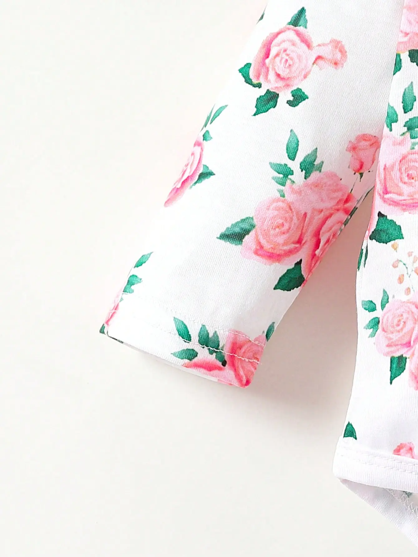 Spring And Autumn Newborn Dress Set 3 Pieces For Baby Girls: Sweet And Cute Rose Print Crawling Dress + Long Pants + Hat
