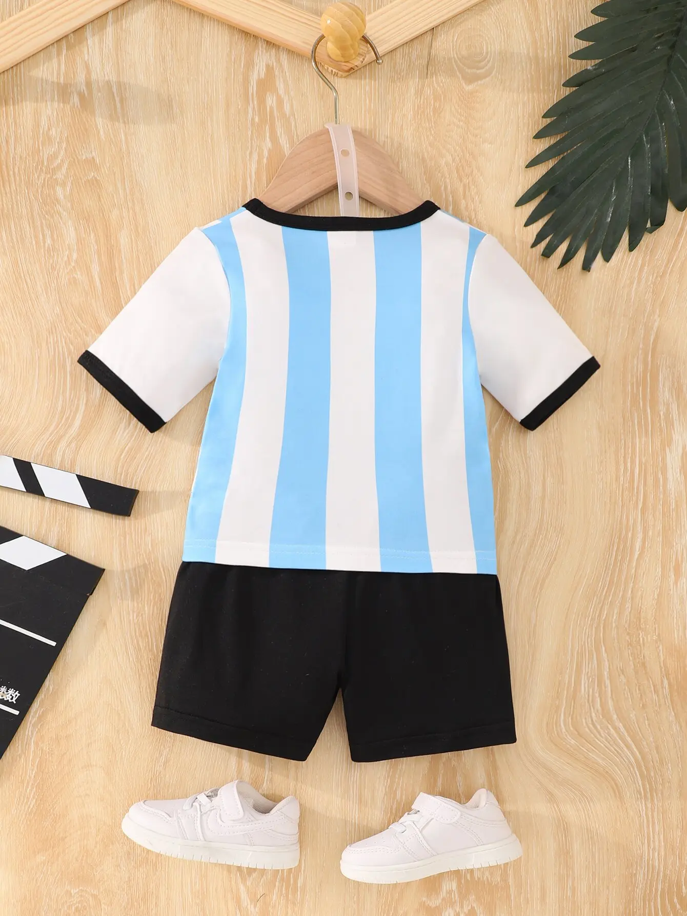 2-Piece Baby Boy Europe Cup Sports Casual Comfortable Fashion Short-Sleeved Shorts Football Jersey Set Cute and Handsome