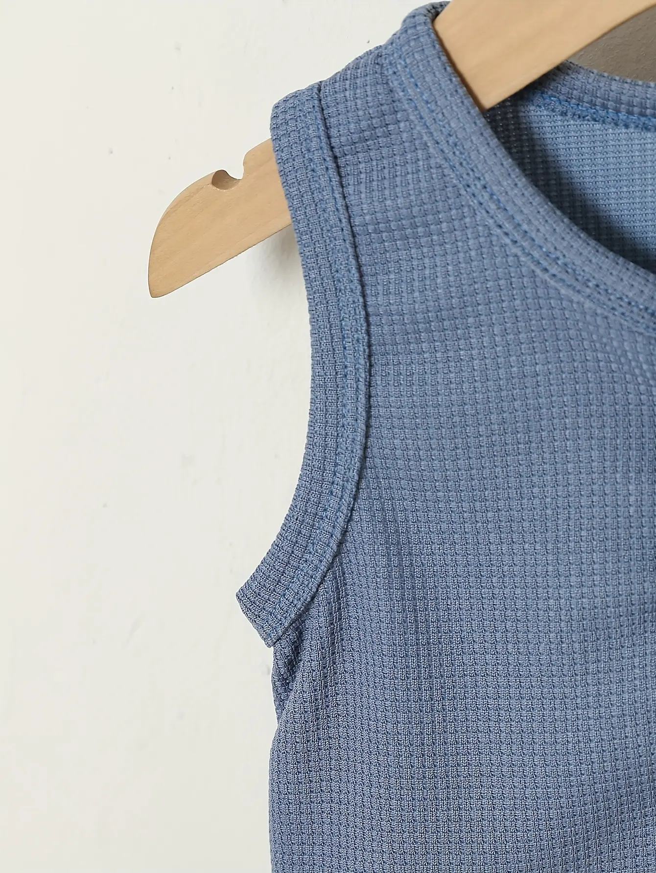 A Cute Little Bear Sticker Sleeveless Comfortable Vest Jumpsuit For A Baby Boy 3 Pieces In Summer Made Of Waffle Fabric