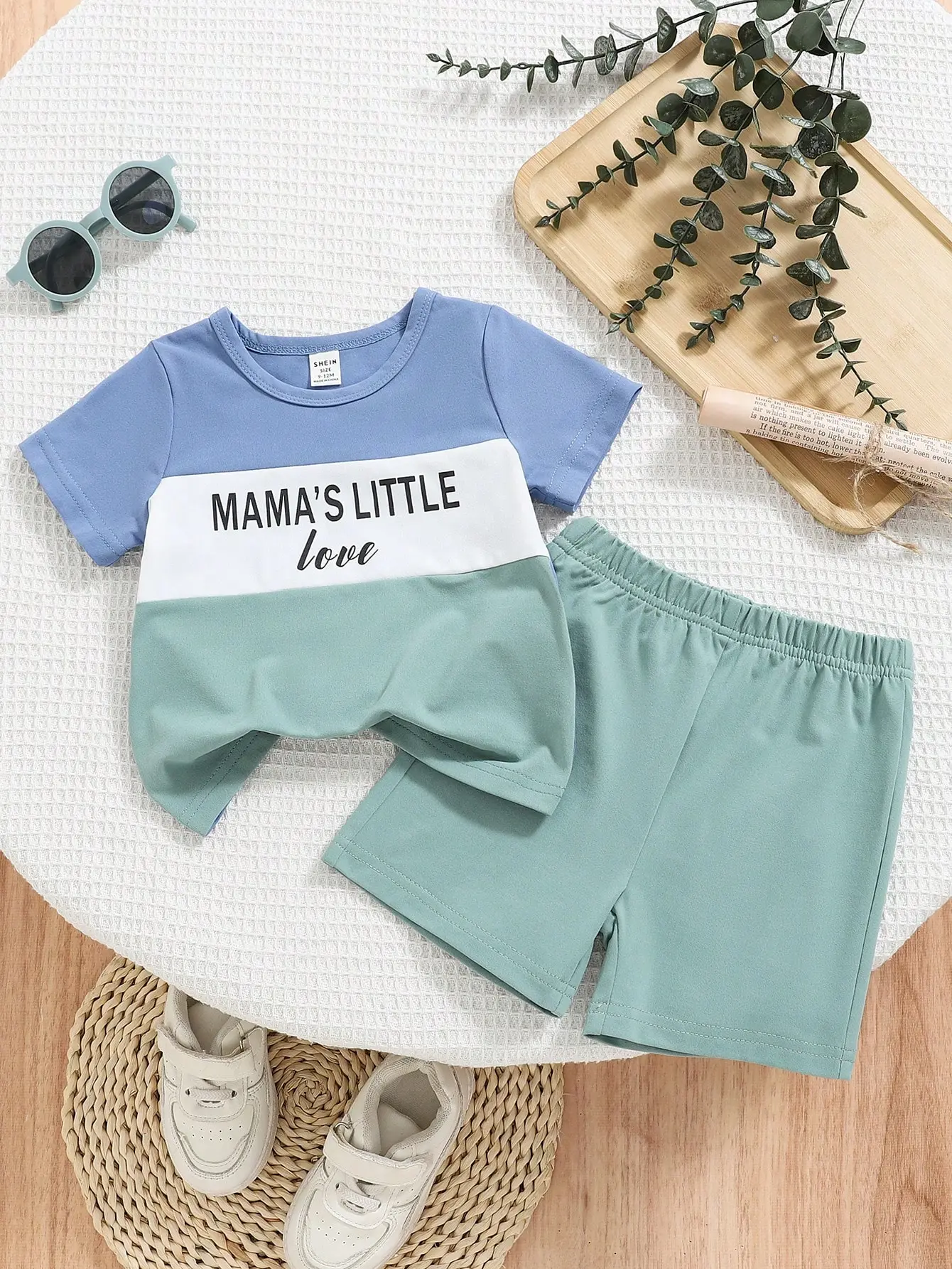 Summer Boy Casual Two-Piece Set Of Short Sleeves And Shorts With Striped Patchwork For Boys' Vacation And Travel