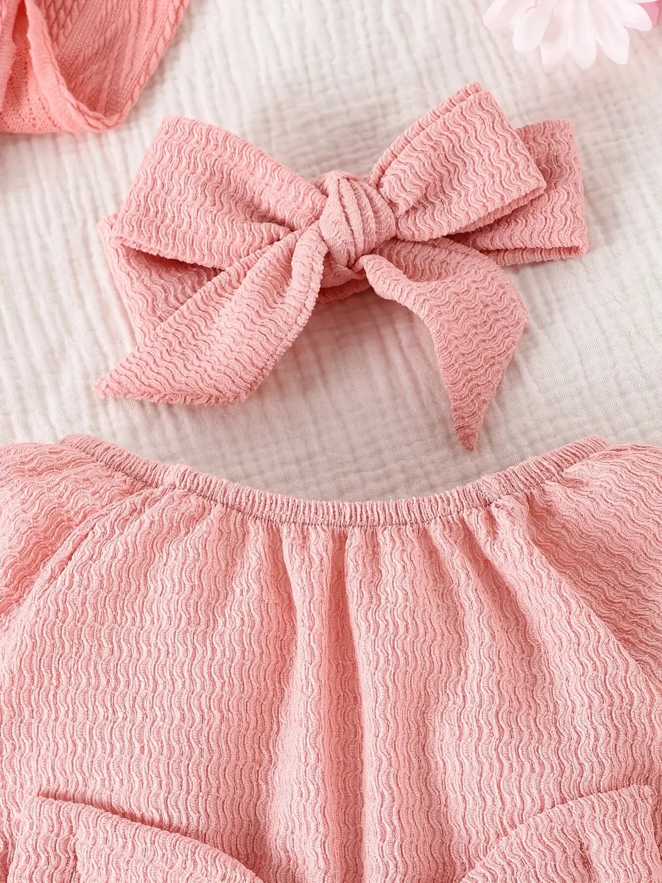 2pieces-Baby Baby Spring and Autumn Cute Fashion Sweet Foreign Style Bow Pink Long Sleeve Onesie + Kerchief Baby Two-piece Set