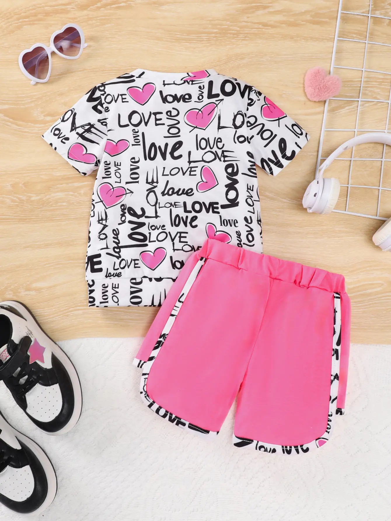 Summer Heart-Filled Short-Sleeved Pink Shorts, Comfortable, Soft, Sweet And Cute Outdoor Sports Girl Set