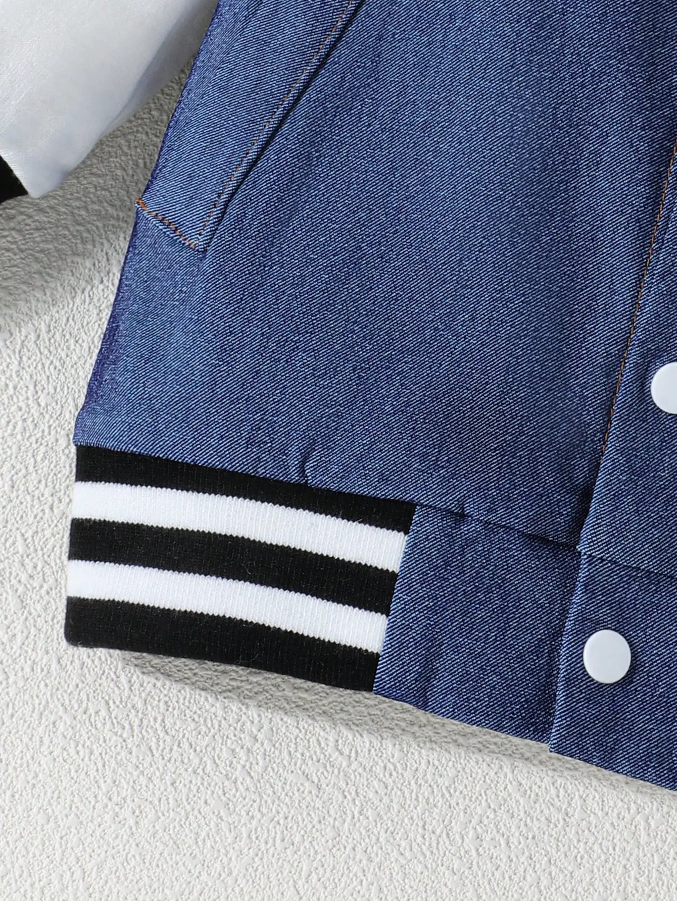 The Simple And Casual Pair For Spring And Autumn Baby Boys Overcomes The Autumn Boy's Patchwork Denim Baseball Jacket