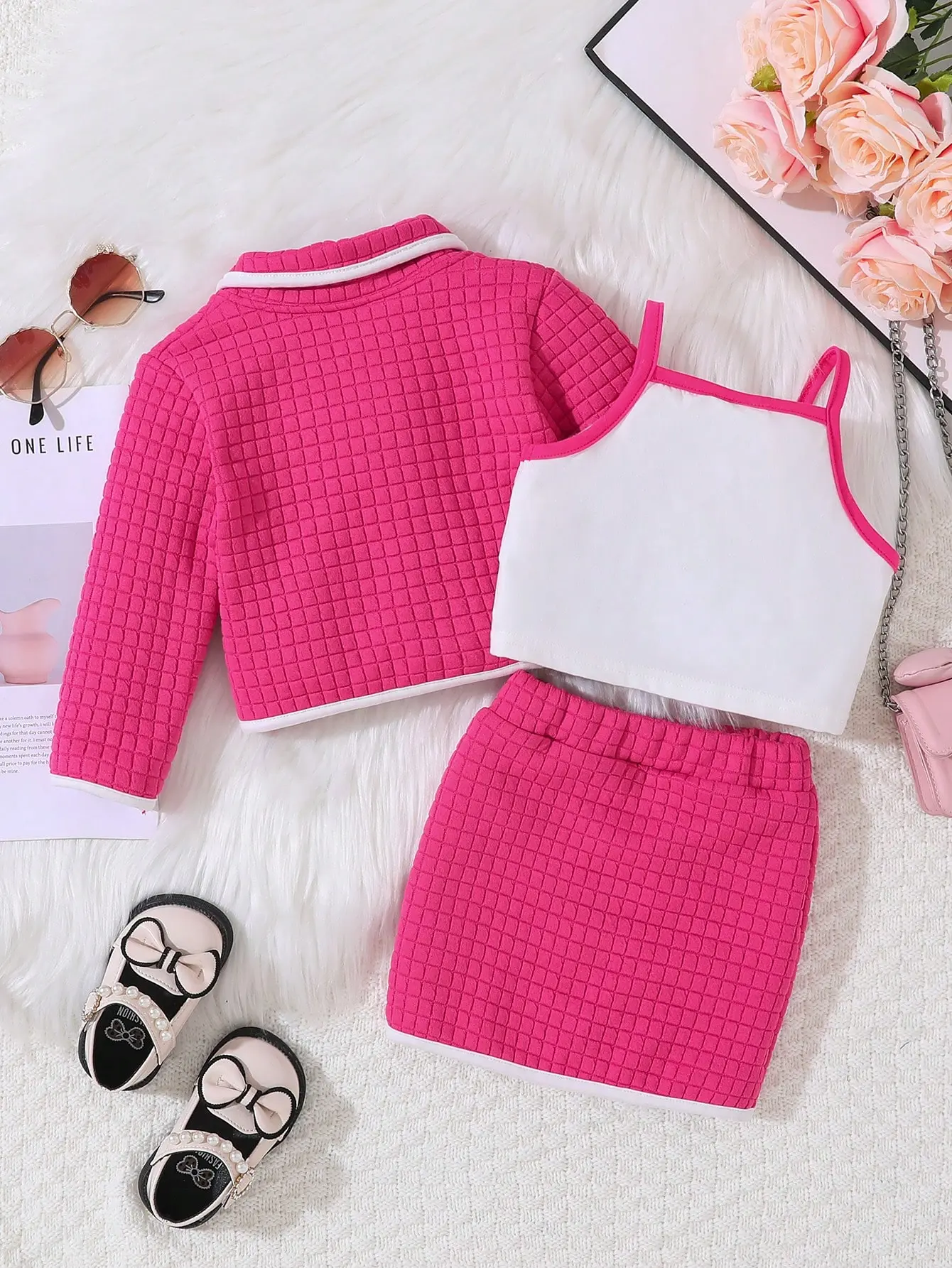New Spring And Autumn Baby Girl Fashion Formal Set: 3-Piece European And American Style Rose Red Coat + Vest + Short Skirt
