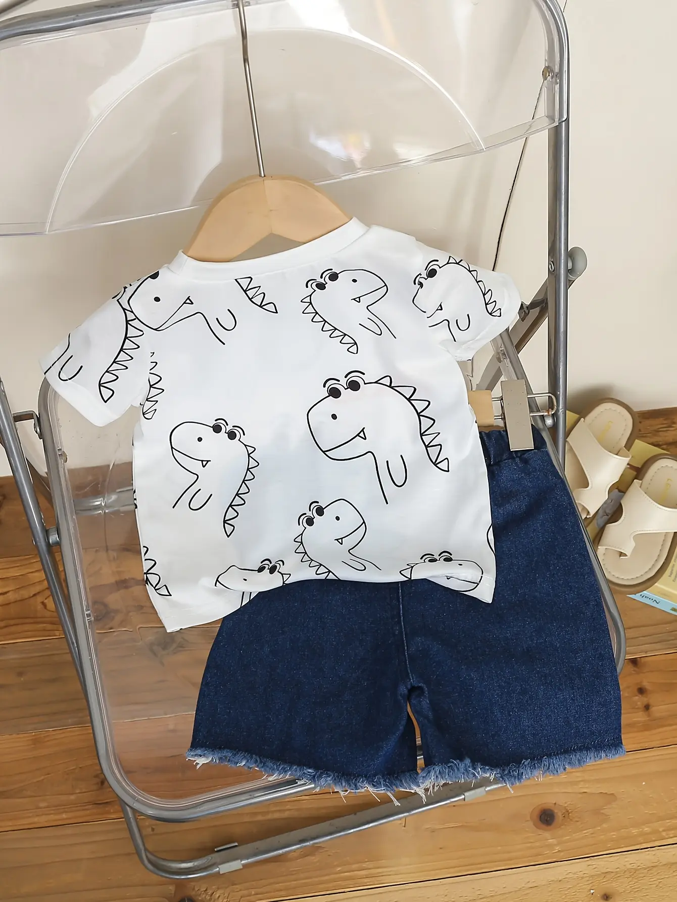 Summer Baby Boy Cute Little Dinosaur Printed Round-Neck T-Shirt + Ripped Denim Shorts 2-Piece Set