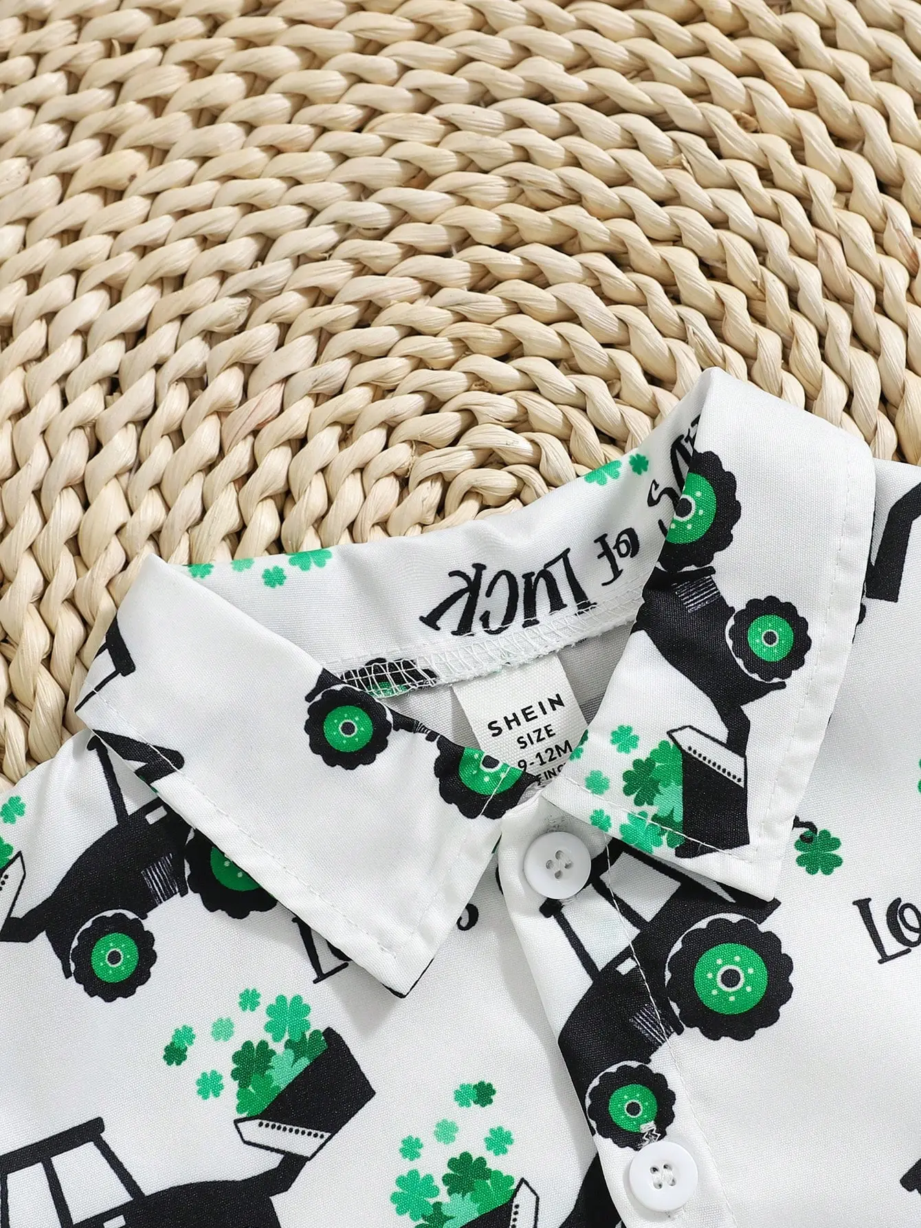 2025 Summer Four-Leaf Clover Digging Cart Pattern Full Print Shirt Green Shorts Set Leisure Vacation Comfortable Loose Set