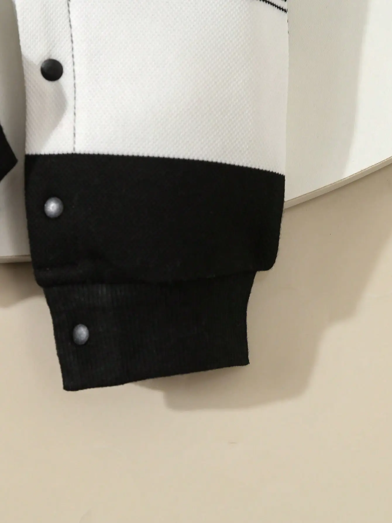 A Classic Black And White Striped Dress For Baby Boys In Spring And Autumn With Long Sleeves And Long Pants For Casual Crawling