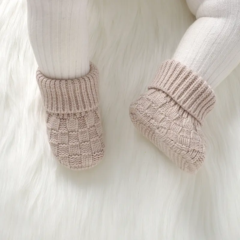 Newborn Baby Shoes Knitted Clothing Accessories Infant Boy Girl Boots Fashion Solid Warm Toddler Children Bedding Footwear 0-18M