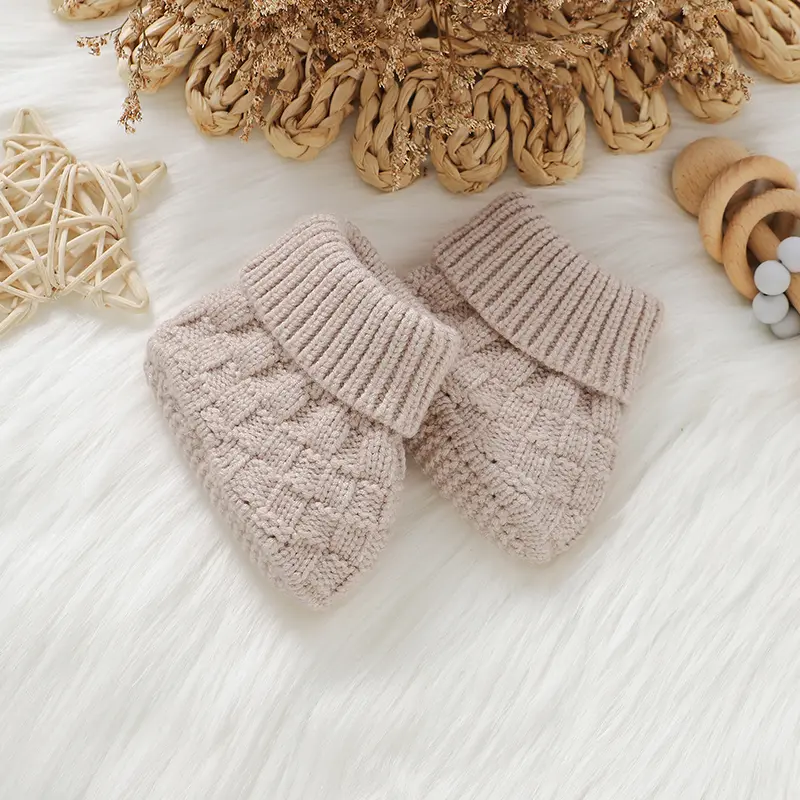 Newborn Baby Shoes Knitted Clothing Accessories Infant Boy Girl Boots Fashion Solid Warm Toddler Children Bedding Footwear 0-18M