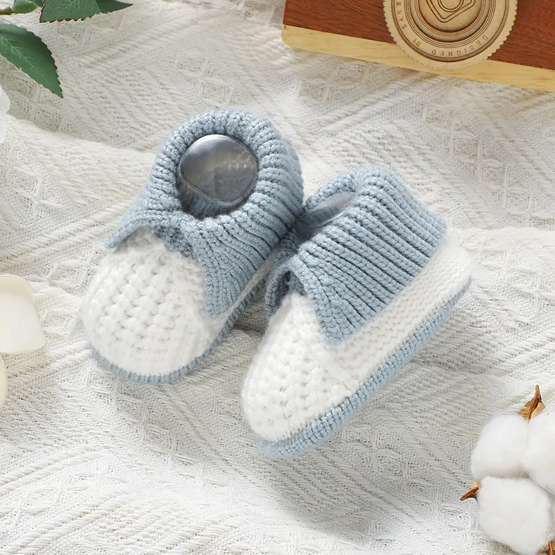 Newborn Baby Shoes Knit Infant Boys Girls Boots Fashion Patchwork Flanging Toddler Kid Crib Shoes 0-18M Chlid Footwear Cute Warm