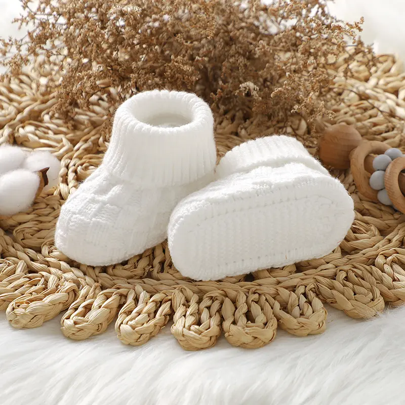 Newborn Baby Shoes Knitted Warm Toddler Children Bedding Footwear 0-18M Clothing Accessories Infant Boy Girl Boots Fashion Solid