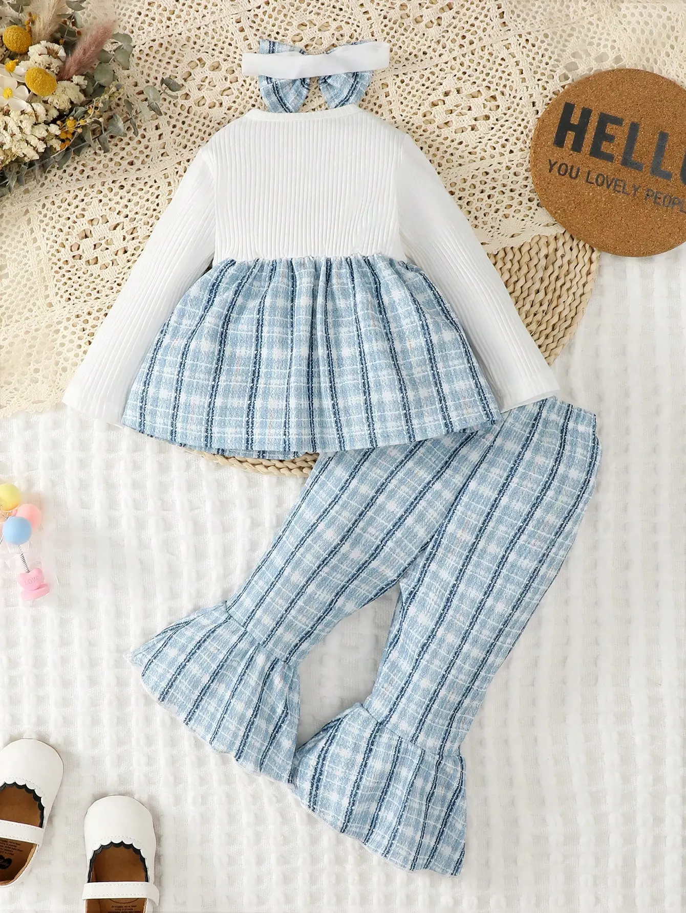 0-2 Fashionable Baby Girl Cute Romantic White Pit Strip Splicing Blue Checkered Long Sleeve Top with Blue Belly Pants and Hairba