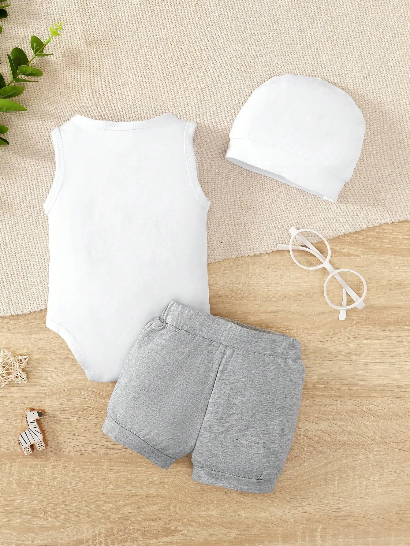 Summer Baby Boy Letter Graphic Bodysuit & Shorts