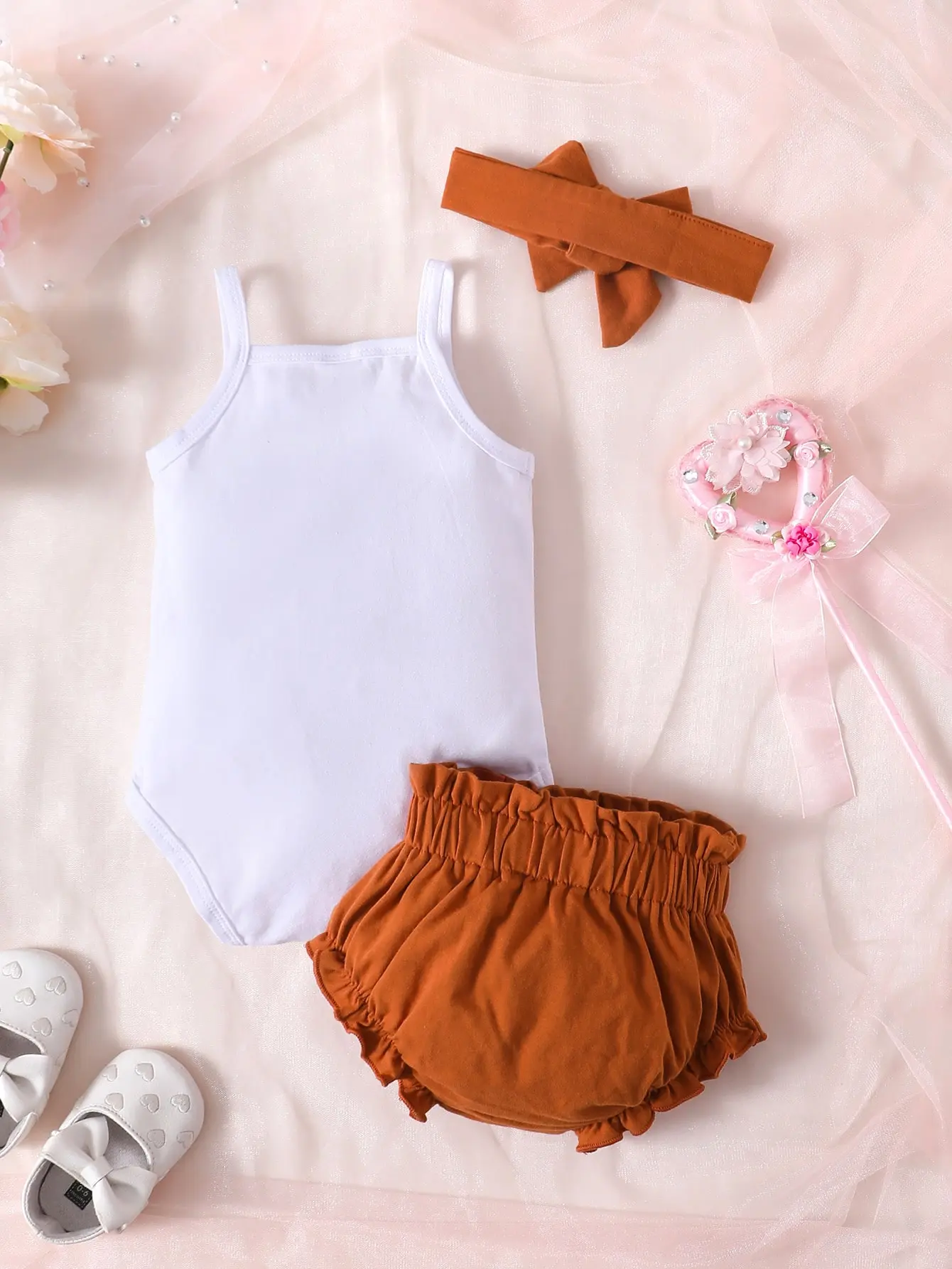 Summer Baby Girl Letter Graphic Cami Bodysuit & Paperbag Waist Shorts & Headband