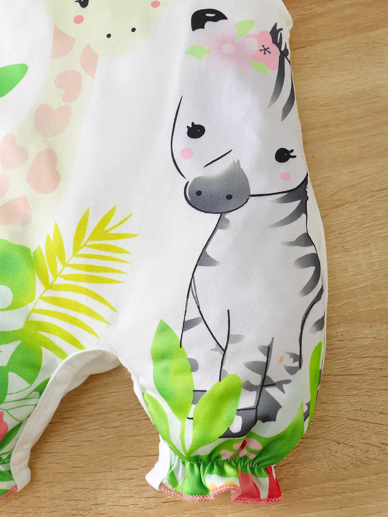 Two Piece Summer Cute Tropical Plant Cartoon Giraffe Zebra Animal Print Round Neck Ruffled Heart Pattern Jumpsuit Shorts For Bab