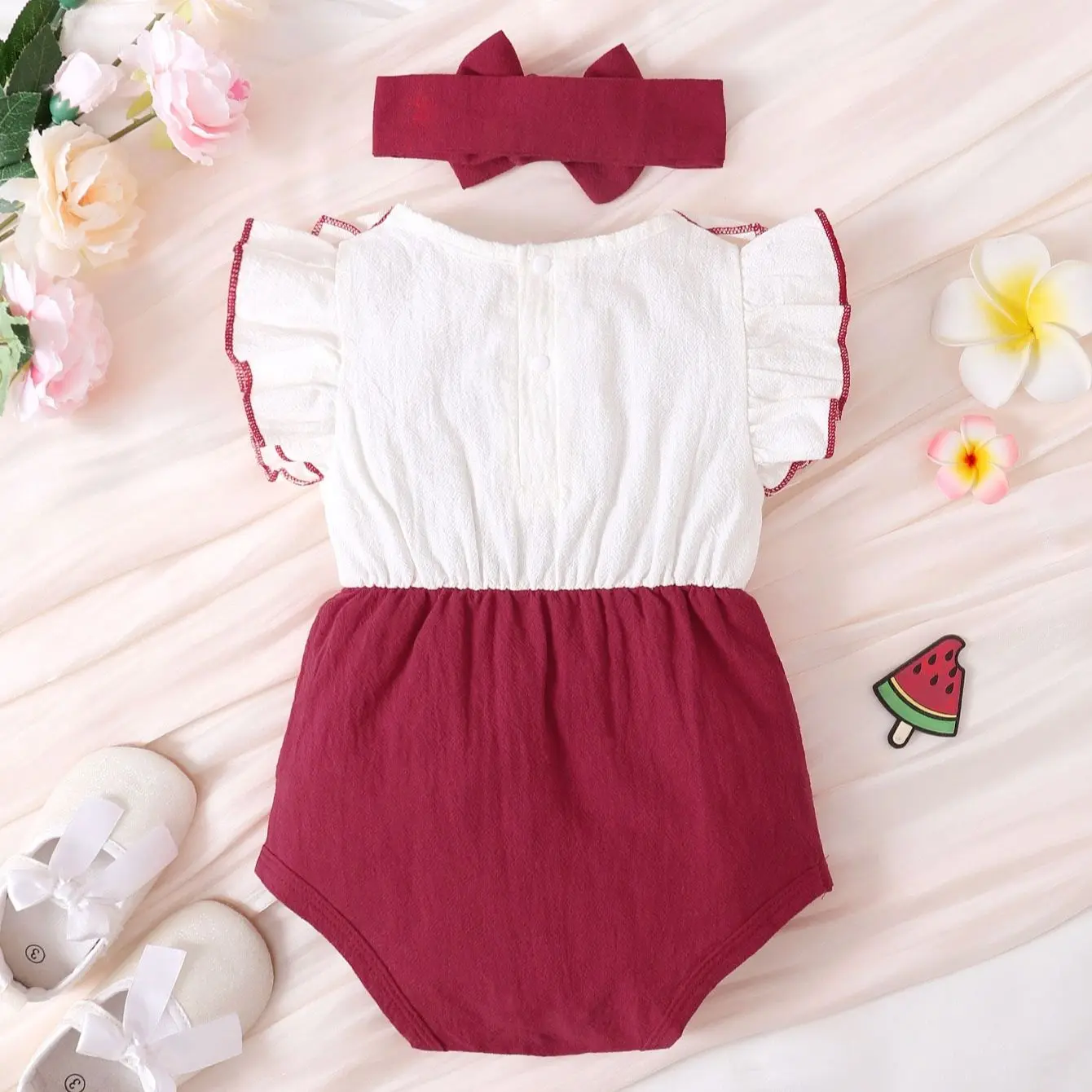Newborn baby girl white spell red sleeveless flanged conjoined triangle harnesses