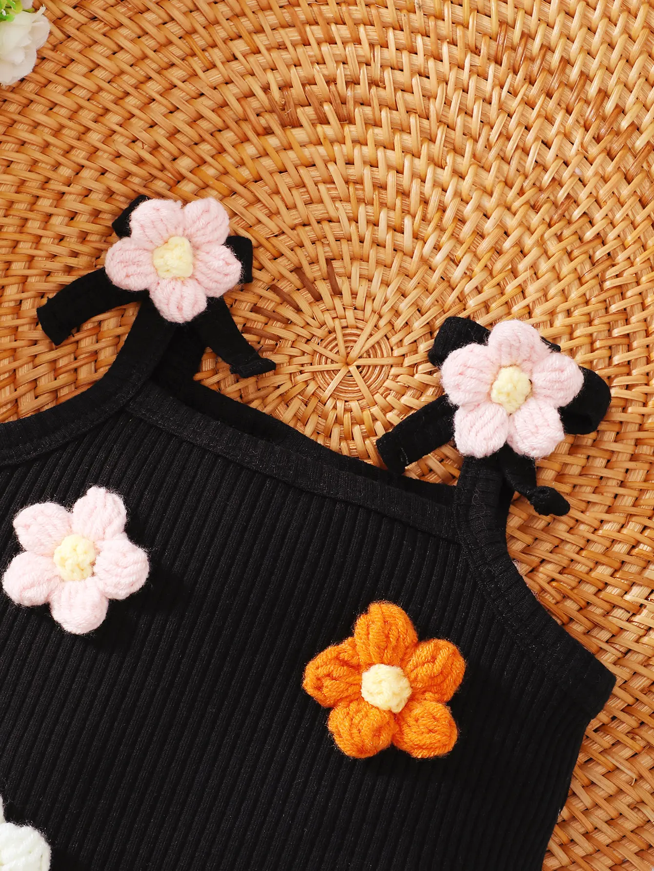 Newborn Baby Girls' Summer Fashionable Handmade Dopamine Flower Strap Romper For Vacation