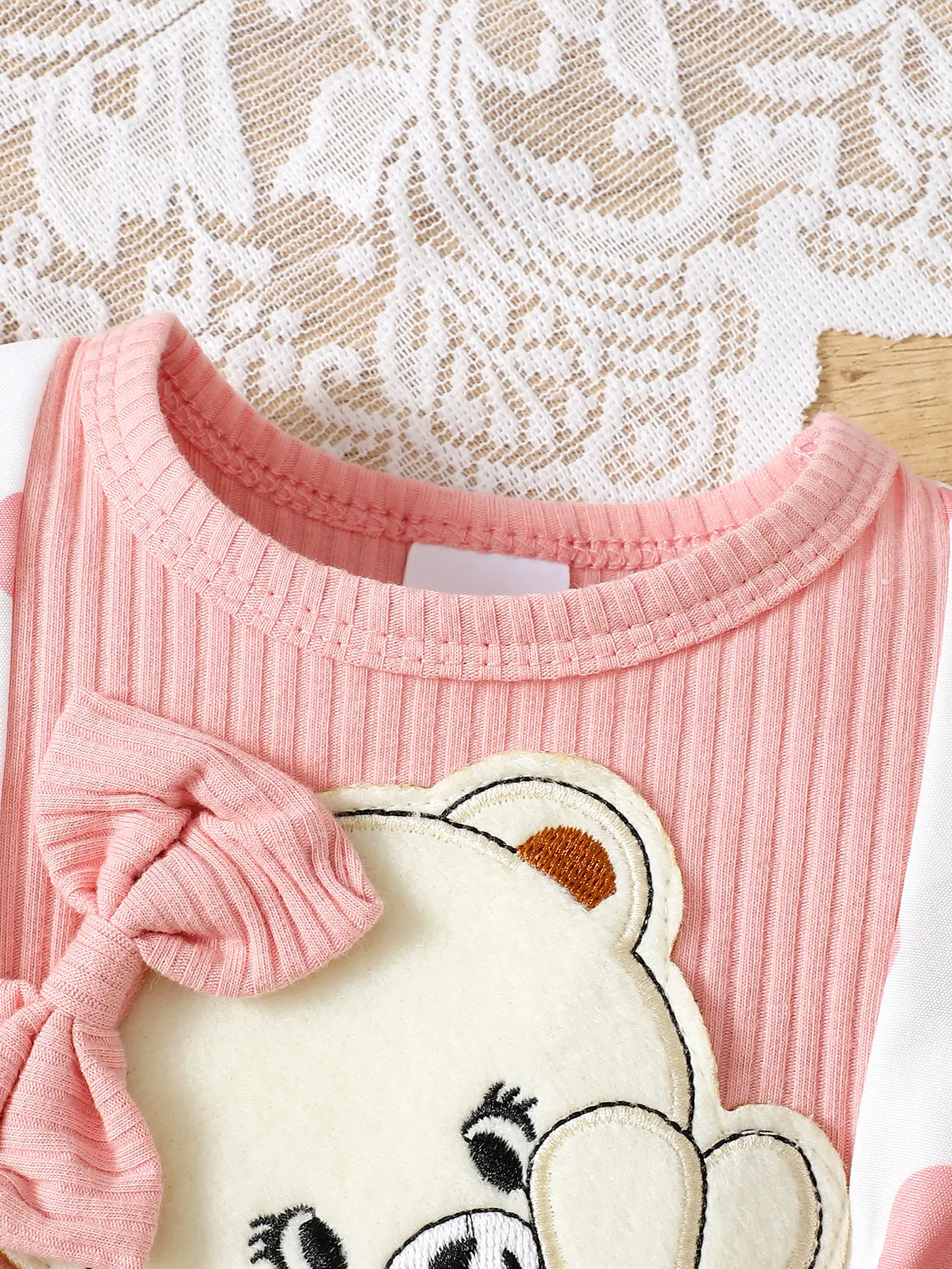 Fashionable Baby Girls' Casual Polka Dot Pattern Round Neck Flying Sleeve Cartoon Bear Embroidery Overall Dress With Hair Band,