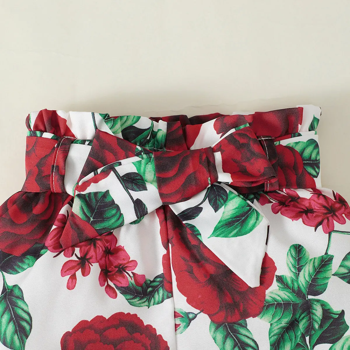 New born baby girl summer solid color round-necked short-sleeved jacket flower print shorts fashion 4-piece set