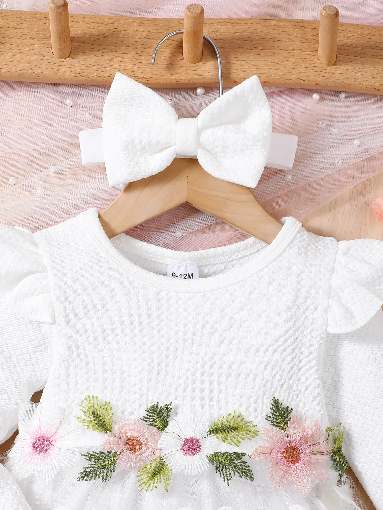 Baby Girl Spring and Autumn Cute Elegant Romantic Party Texture Fabric Round Neck Long Sleeve Splicing 3D Embroidered Flower Mes