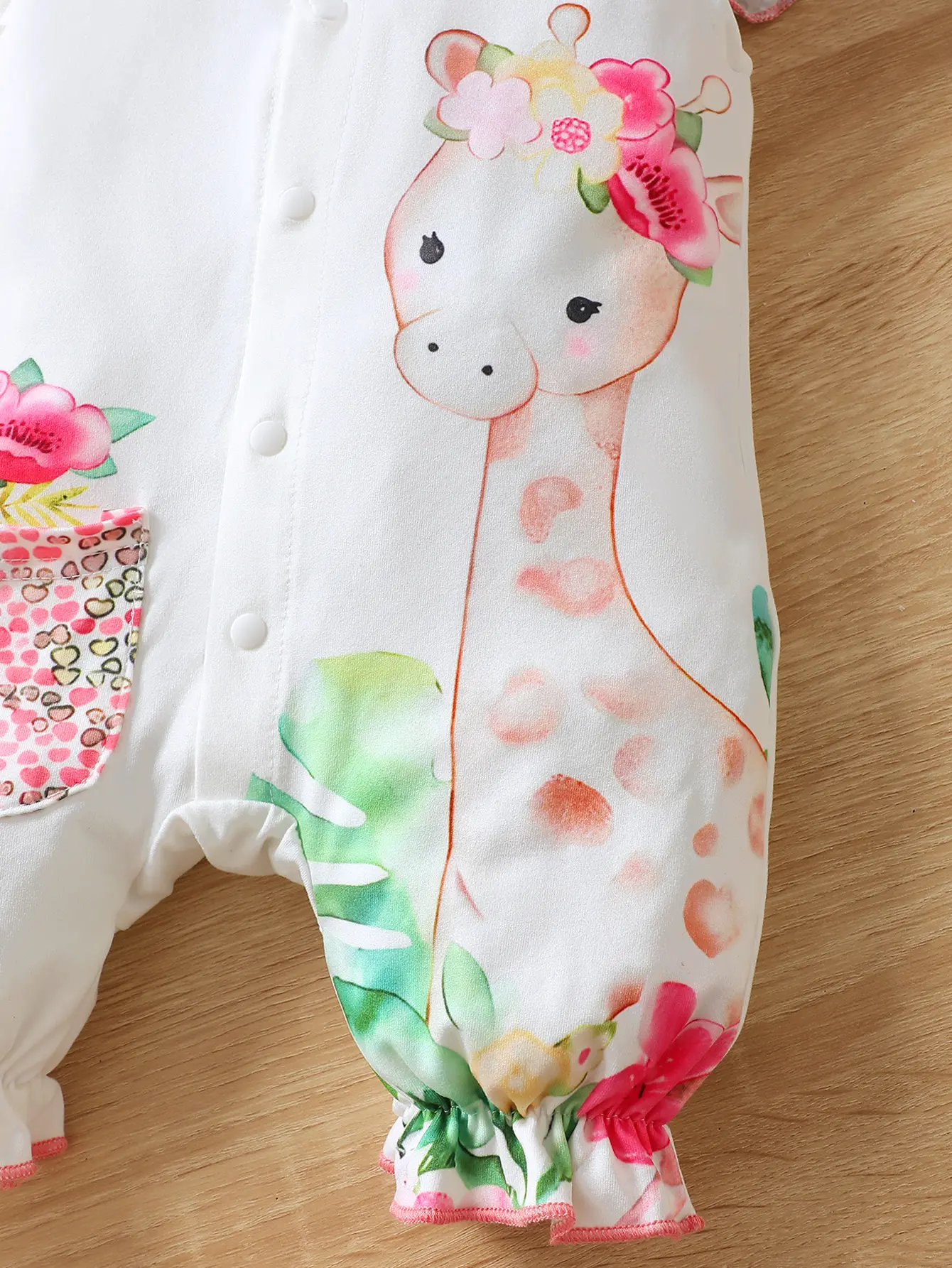 Baby Girls' Cute And Fashionable Round Neck Sleeveless Cartoon Giraffe Romper With Ruffled Hem Shorts, Summer