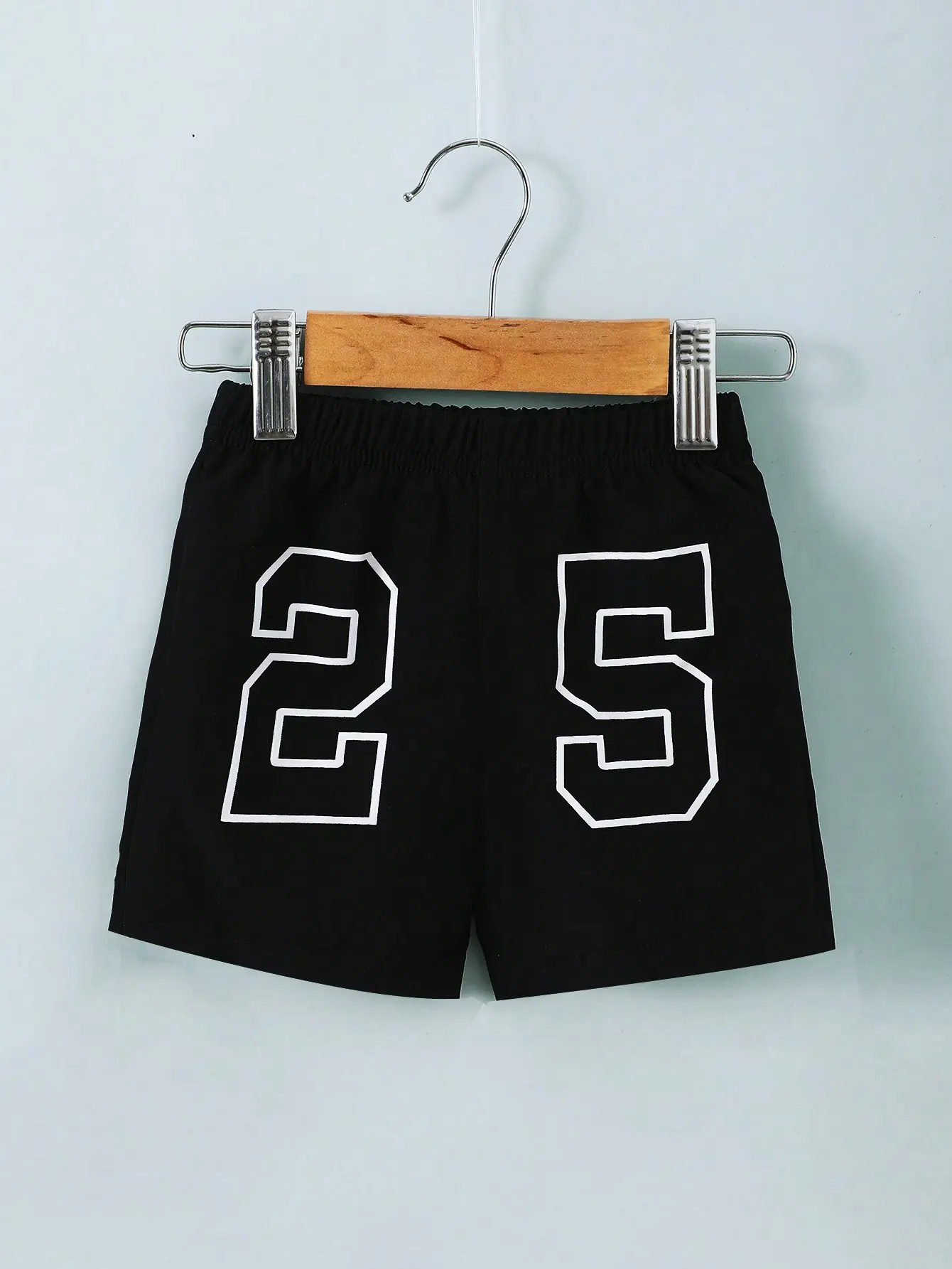 Summer Fashion New Black And White Splicing Baby Shirt Racing Suit And Black Shorts Set