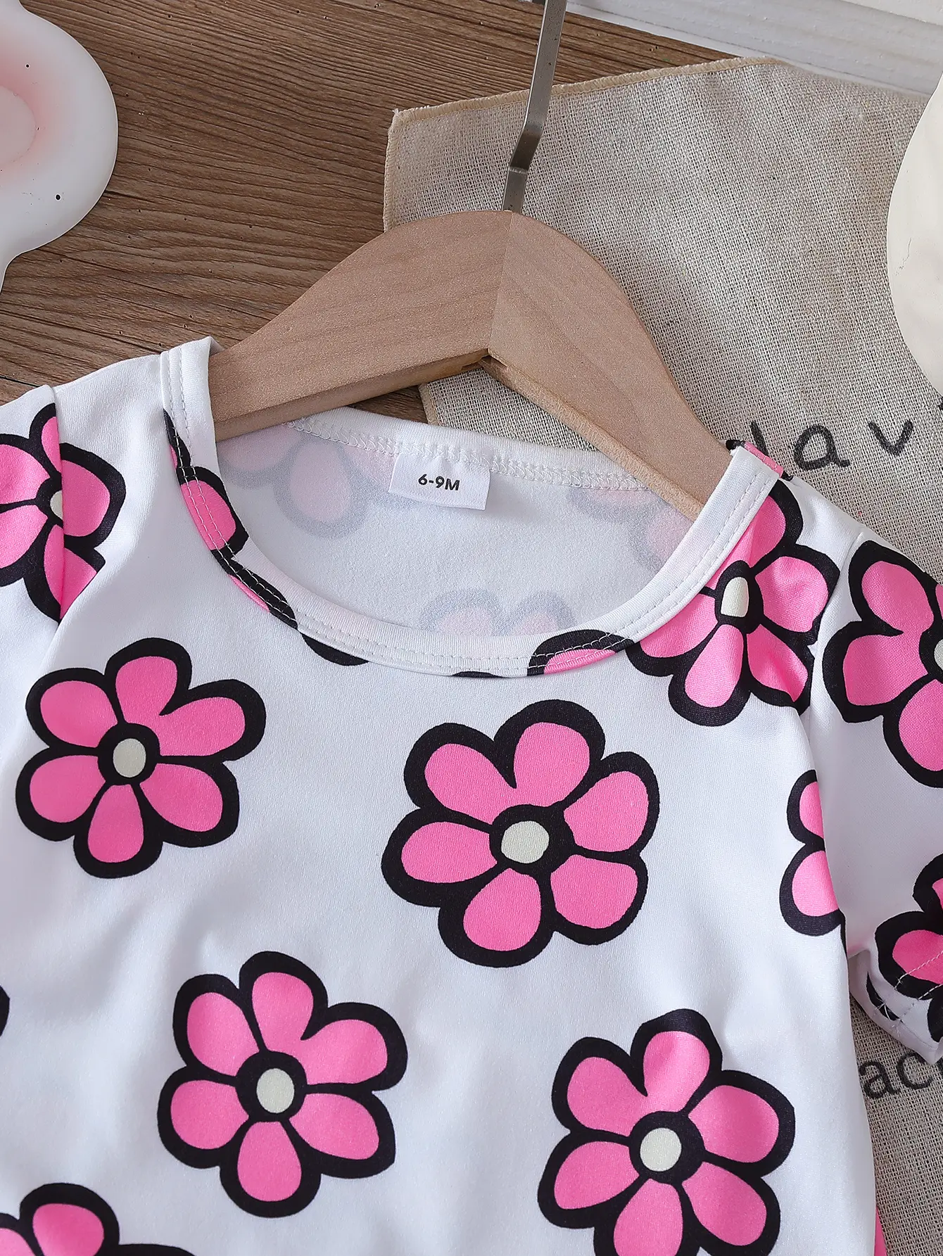 Baby Girl Summer Cute Sweet Casual Flower Pattern Round Neck Short Sleeve Top and Shorts Set