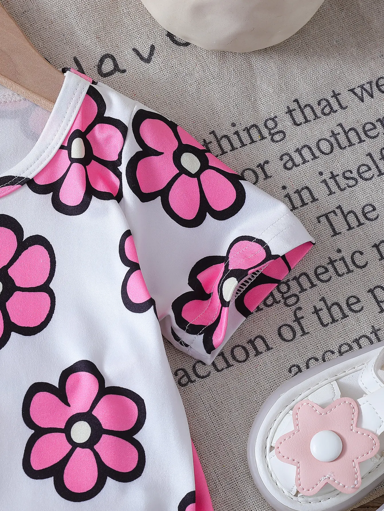 Baby Girl Summer Cute Sweet Casual Flower Pattern Round Neck Short Sleeve Top and Shorts Set