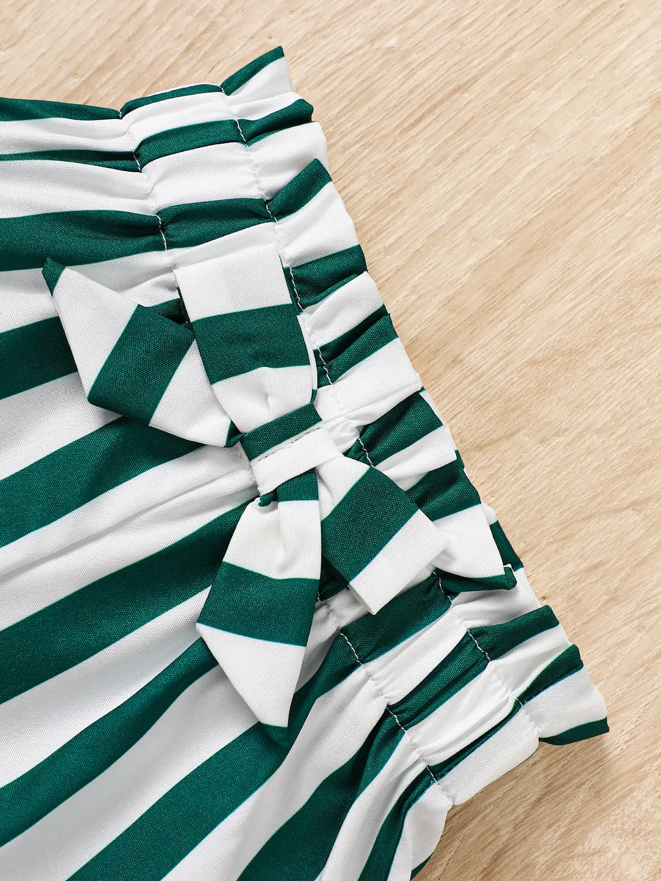 0-2 Year Old Baby Girl Summer Fashion Love Collar Ruffled Short Sleeved And Striped Shorts Two-piece Set