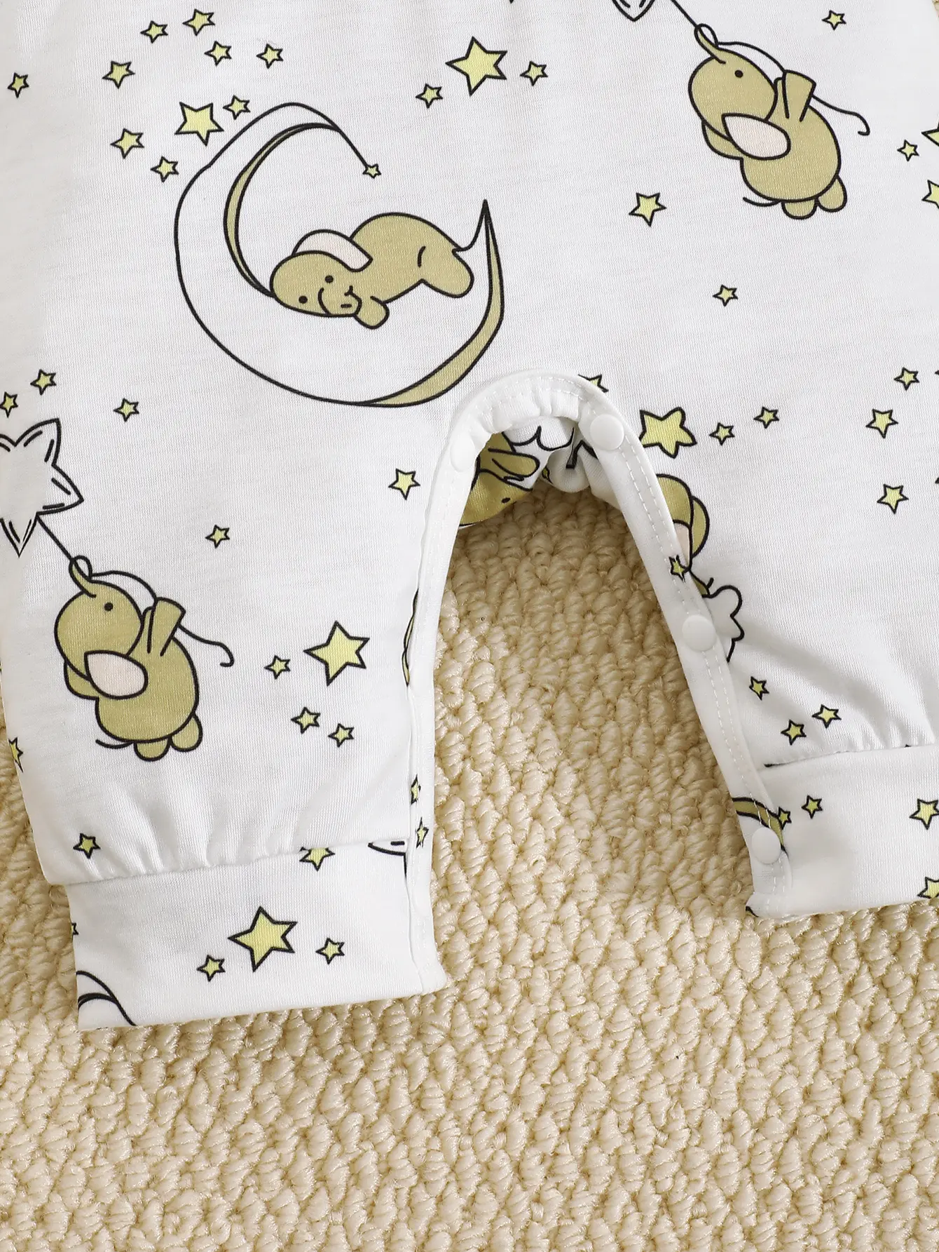 Newborn baby cute spring and autumn thin imitation cotton home cartoon elephant embroidery pattern envelope collar long sleeved