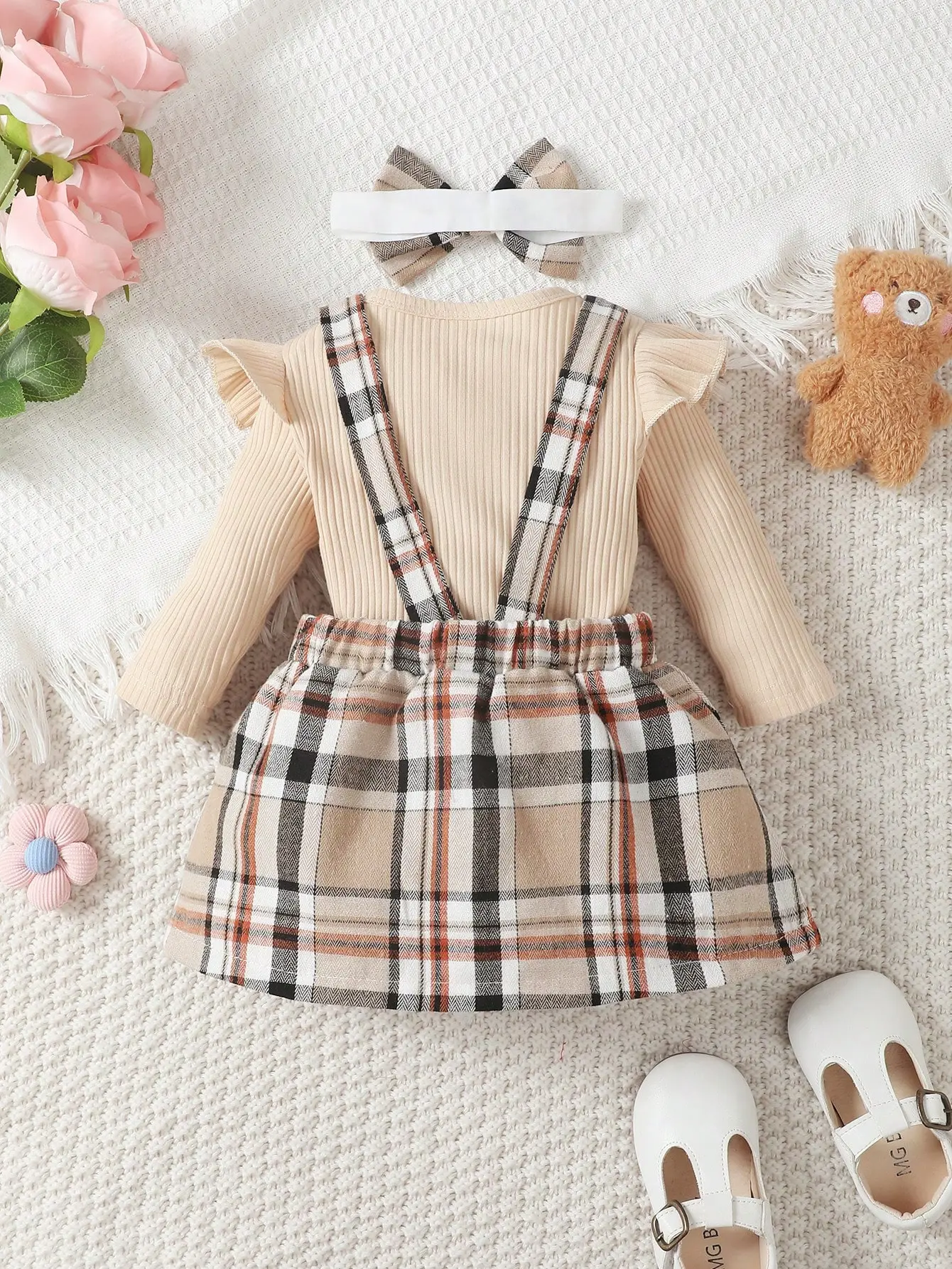 Baby Girl and Child Spring and Autumn Apricot Round Neck Lotus Leaf Edge Little Bear Long Sleeve jumpsuit and Bow Grid Strap Ski