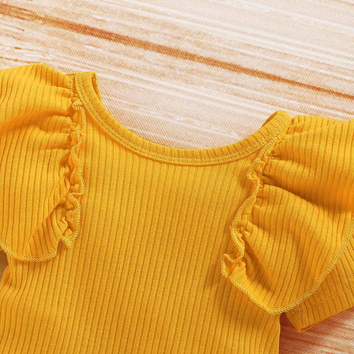 Baby girl's clothes New Year's Eve fashion summer top Luoyi ruffle hand closure collar head shoe photo print flower baby dress