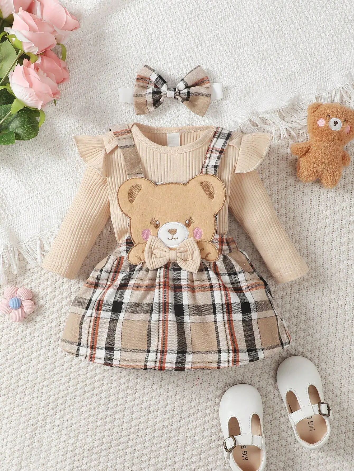 Baby Girl and Child Spring and Autumn Apricot Round Neck Lotus Leaf Edge Little Bear Long Sleeve jumpsuit and Bow Grid Strap Ski