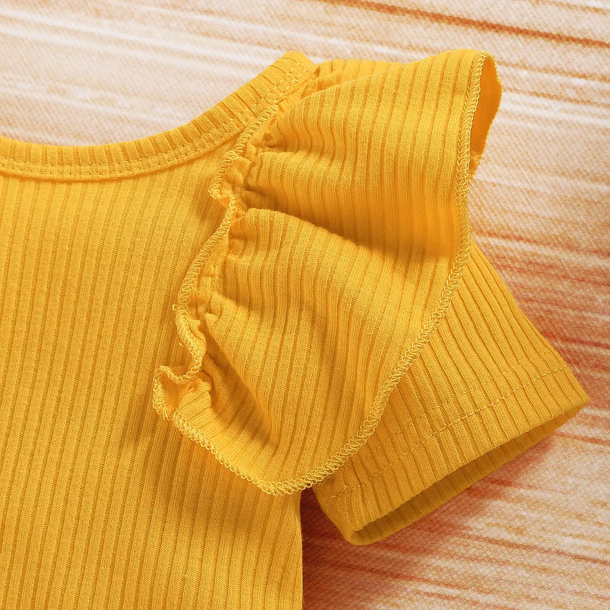 Baby girl's clothes New Year's Eve fashion summer top Luoyi ruffle hand closure collar head shoe photo print flower baby dress