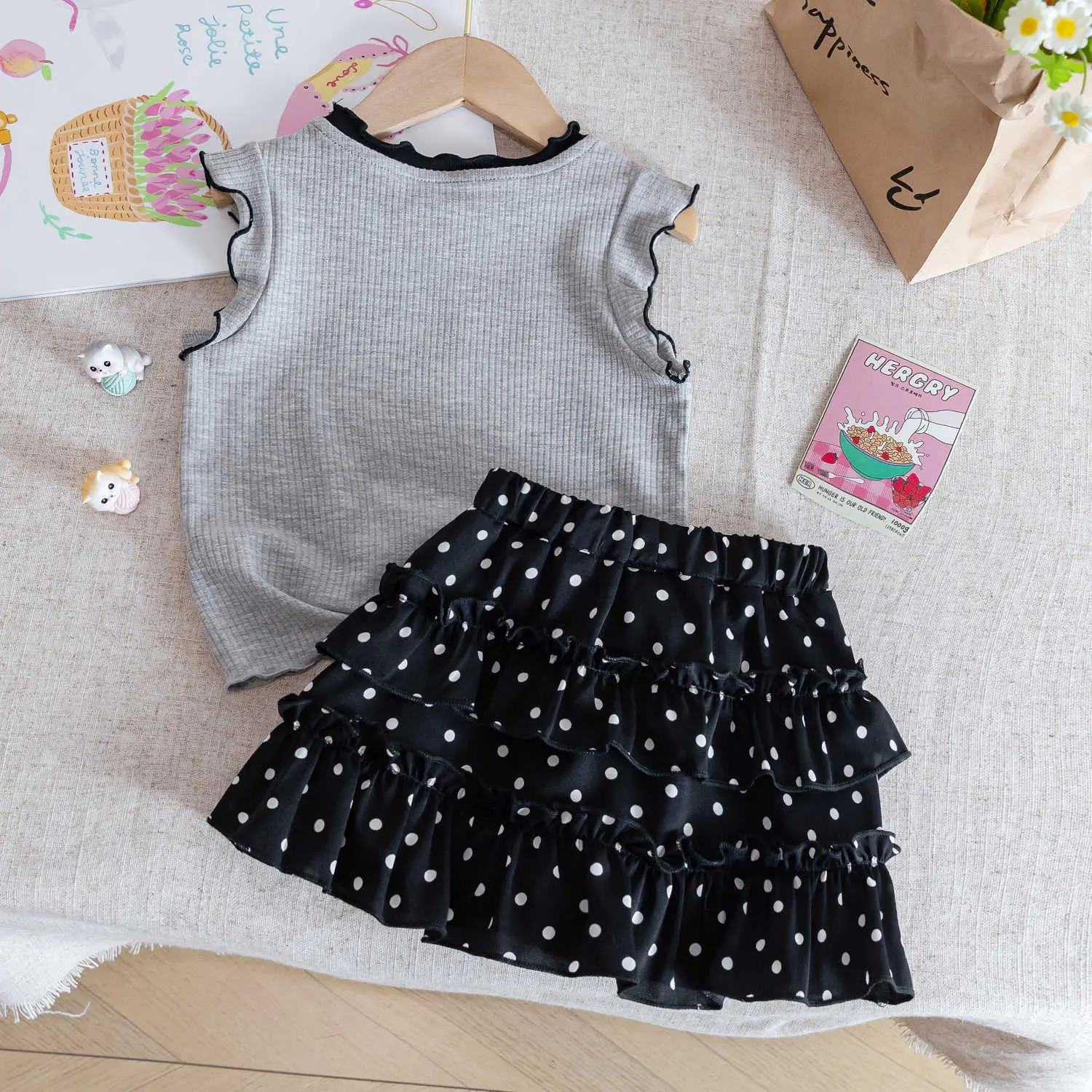 Summer Vest Set for Girls Two-Piece Black Ear-Edge Top And Polka Dot Short Skirt Baby Girls Outfit