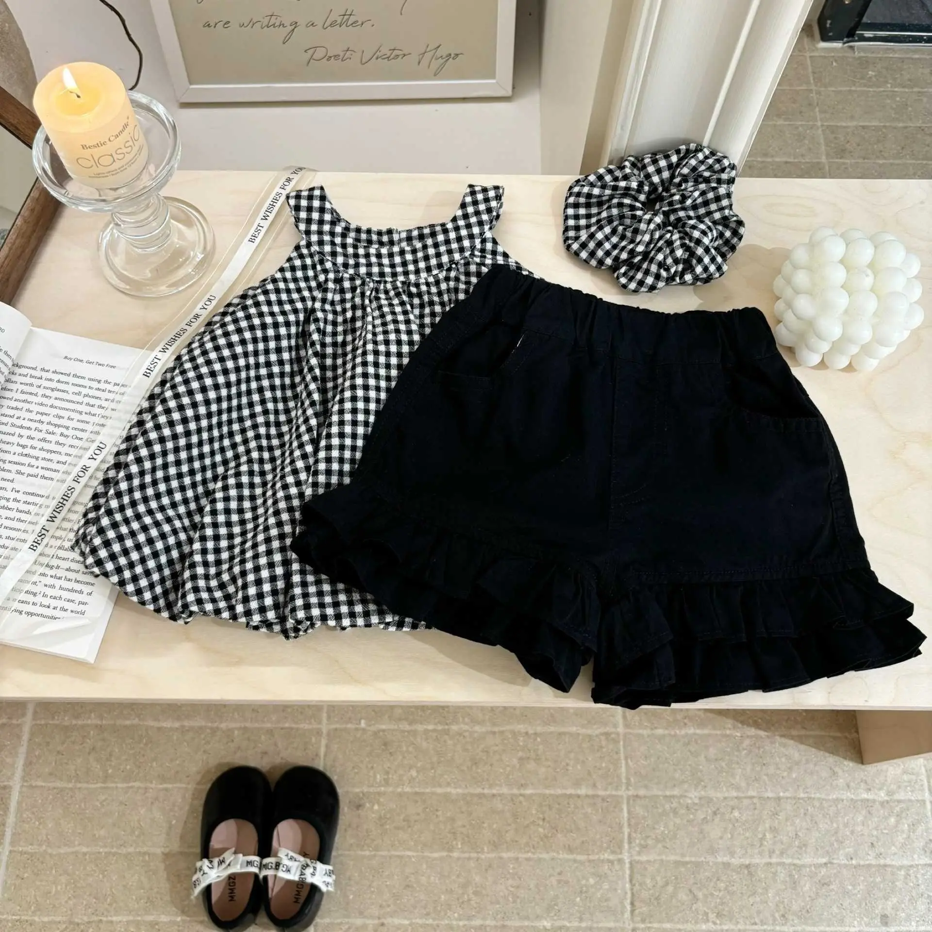 Summer Children's Fashionable Two-Piece Set with Hairband Sleeveless Checkered Halter Top And Shorts for Kids