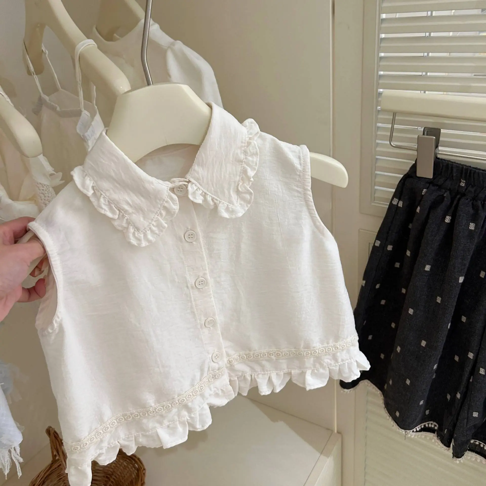 Summer Sleeveless Shirt Set for Girls Wide-Leg Pants Two-Piece Stylish Baby Outfit Girls' Clothing Set