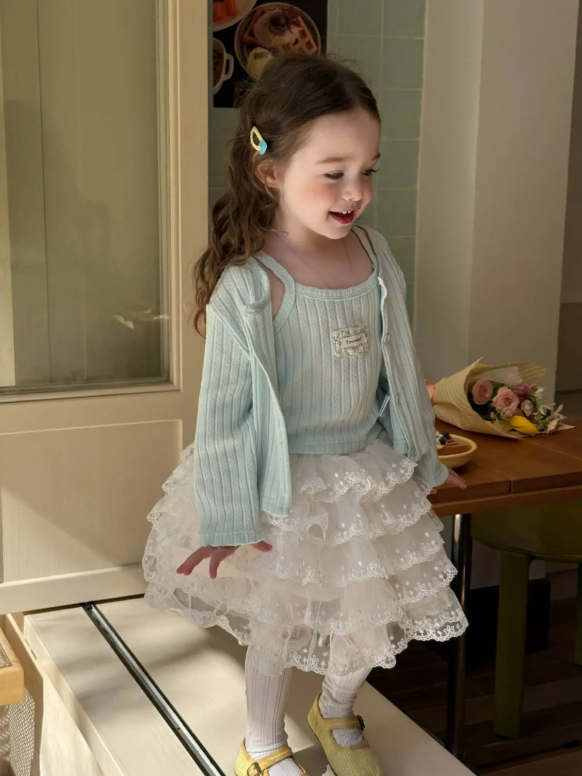 Girls' Lace Princess Set Spring Summer Halter Cardigan Gauze Skirt 3Pcs Children's Outfit with Cake Design Half Skirt